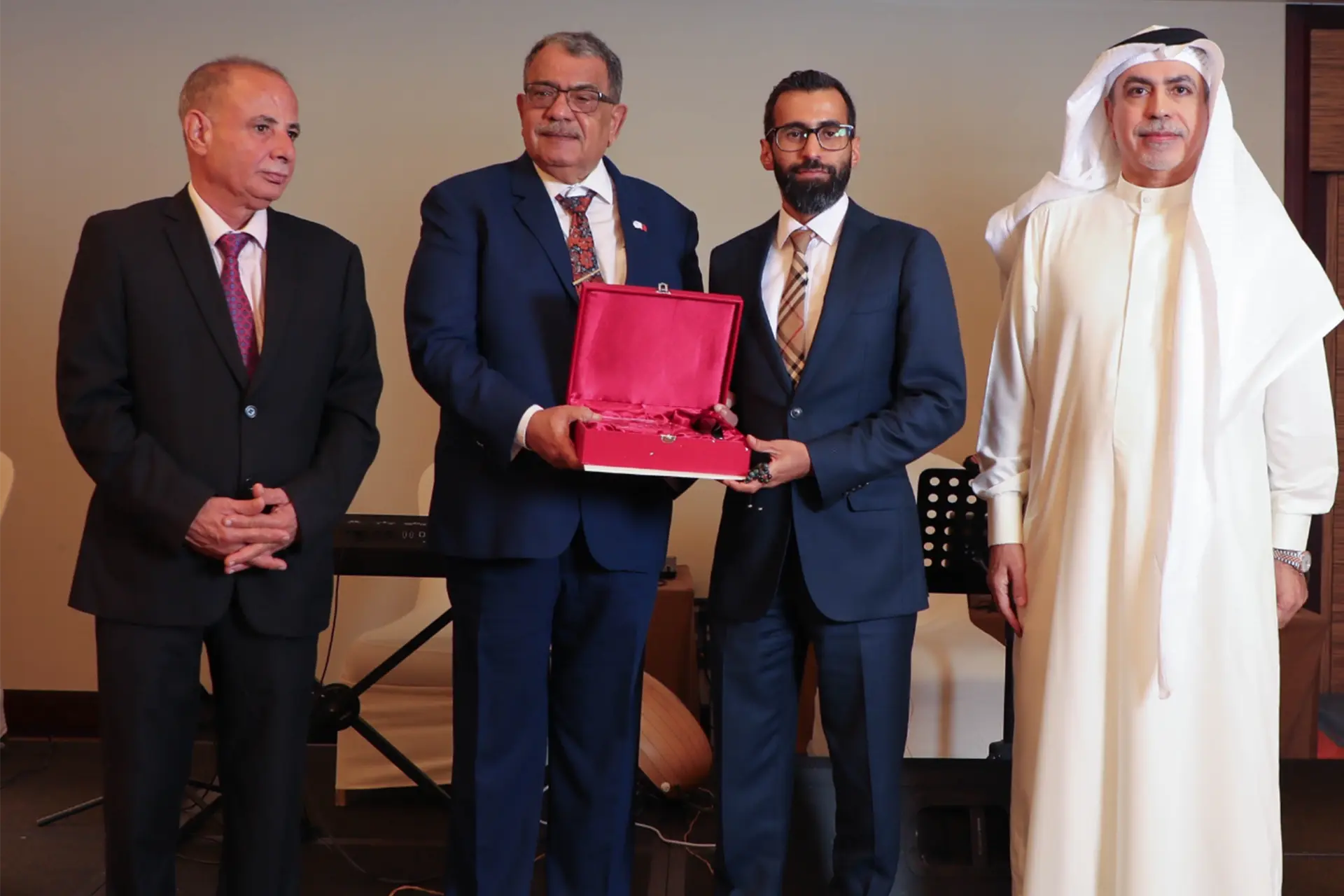 Abdulla Sahwan at Bahraini Lawyers Day 2023 ceremony receiving award